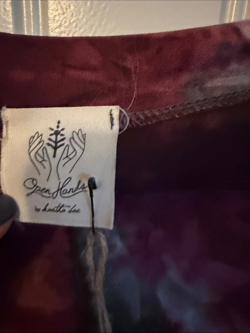 Kantha Bae open hands brown velvet bells - Picture 3 of 9